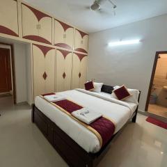 Nanda Mohan Homestay- Luxury AC Apartment close to Alipiri Gate