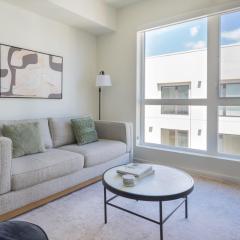 Blueground Hayward pet spa EV charging SFO-1699