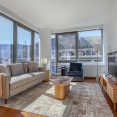 Blueground Hudson Yards gym rock wall arcade NYC-1453