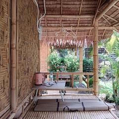 Bamboo homestay at samroiyot