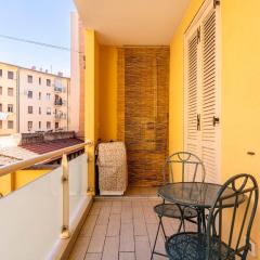 Piccola Venezia Bright Apartment with Balcony!