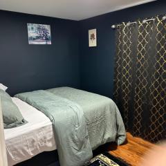 Fidelia Beryl Room, Queen Bed Minutes from Newark Liberty International Airport and Newark Penn Station