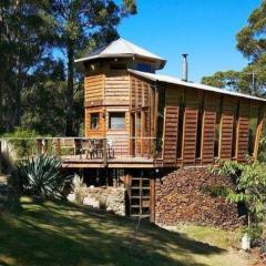 Wilderness Retreat 10mins to CBD, bath tub, BBQ