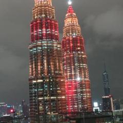 Star Holiday Sky Pool KLCC