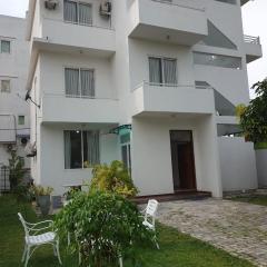 Anne's Airport Transit Villa & Hotel