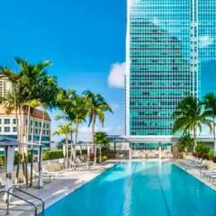 Brickell Floor 31 AKA- Sea View by Palermo Home Miami