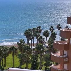 Apartamento en Vistamar III 1ra línea de playa vistas al mar y montaña