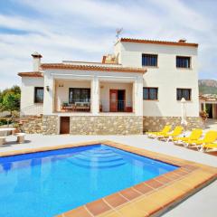 Maite - spacious villa with views and private pool in Calpe
