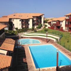 V-Landes 04-Vieux Boucau Appartement 4 personnes dans résidence avec piscine au bord du lac marin