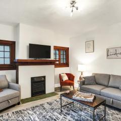 Stylish Urban Flat. Quiet Area Close to Bottleworks/ Downtown