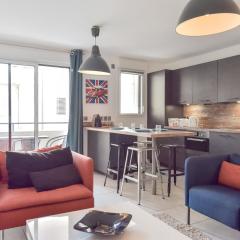 Modern apartment with swimming pool