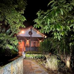 Cottage In The Woods - Formerly King Ludwigs Cottage