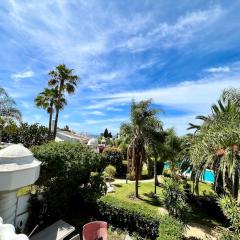 Cozy Townhouse with Sea View