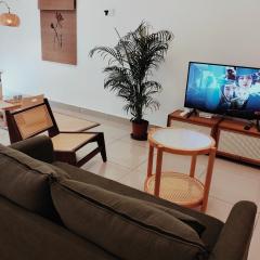 021 Palazio Apartment Japanese style Studio Mount Austin Wifi & Netflix