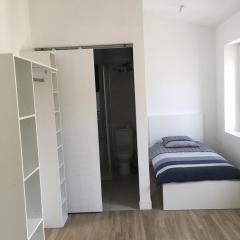 Joli studio meublé très calme 15mn des plages et wifi gratuit