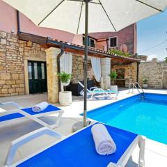 Villa Loredana with Pool in Istria Rural Area