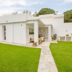 Luxury Villa Turquoise road to Villasimius 50 m from the sea IUN S0573