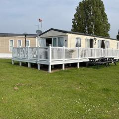 Seaview Caravan 2 Bedroom Sleeps 6 -WiFi -Smart Tv