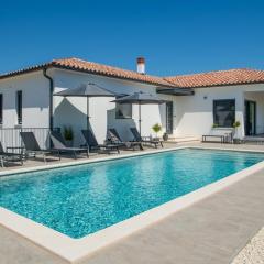Villa "M"