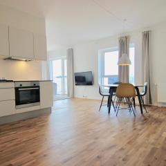 Stunning 2-BR apartment with balconies and fantastic views - 170