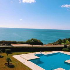 Sea View W Pool, Terrace & Parking