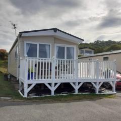 Superb position 2 bedroom Caravan Newquay Wales