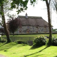 An Maide Bán, Cootehill