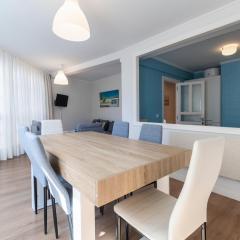 Iván, centro Llanes, playa 350m VUT-4339-AS