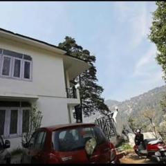 Lake View Home Stay Nainital Uttarakhand