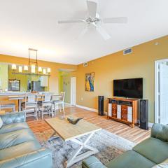 Naples Resort Townhome with Screened Patio!