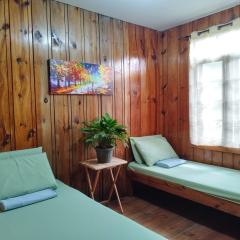 Rm 204 Mhapiya-aw Pensione Inn