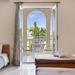 Sandy Maria studio 602