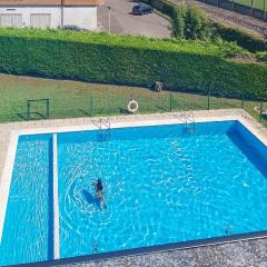 Pet Friendly Apartment In Gama With Outdoor Swimming Pool