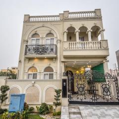 Luxury New Designer 3 BDRM Entire Home DHA Lahore Near Airport