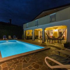 Ferienwohnung Dino mit Privatem Pool in Istrien