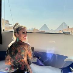 Pharaoh jacuzzi pyramids view