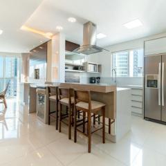 Elegance Tower 3 Suítes by Achei Camboriú