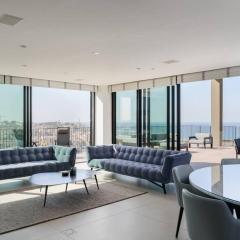 Dominant 4Br penthouse w Sea view - by HolyGuest