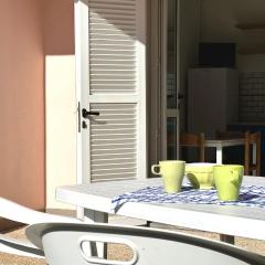 Palme 8 - Marcelli, trilocale con giardino privato, Residence Le Palme