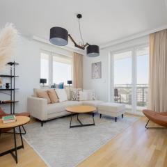Luxury Four Bedroom Apartment with Parking & Balcony in Mokotów by Renters Prestige