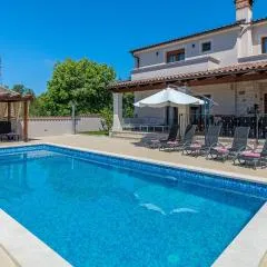 4 Bedroom Pet Friendly Home In Vodnjan