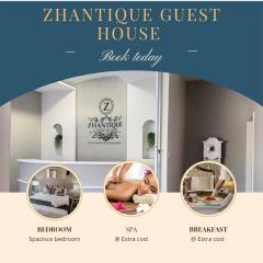 Zhantique Guest House Unit 5