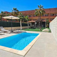 Homes of Spain, Apartamentos Paraíso Vera Playa, Fatu Hiva, Bajo A con piscina privada en jardín privado, PRIMERA LINEA de PLAYA, WIFI