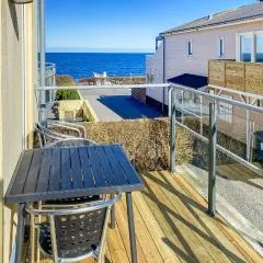 Cozy Apartment In Allinge With Wifi