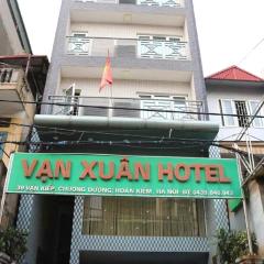 Vạn Xuân Hotel - by Bay Luxury