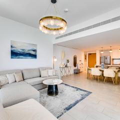 Stylish sea view from new 2BD La Vie