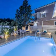 Soso's Garden House with Pool