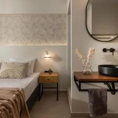 Enigma Rooms - 100m from Alykes beach, by ZanteWize