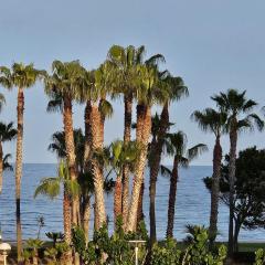 Mondrian Magic World - sea view first line of the beach