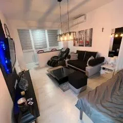 Apartman Paola - massage chair- 0-24 self check IN OUT- Županja